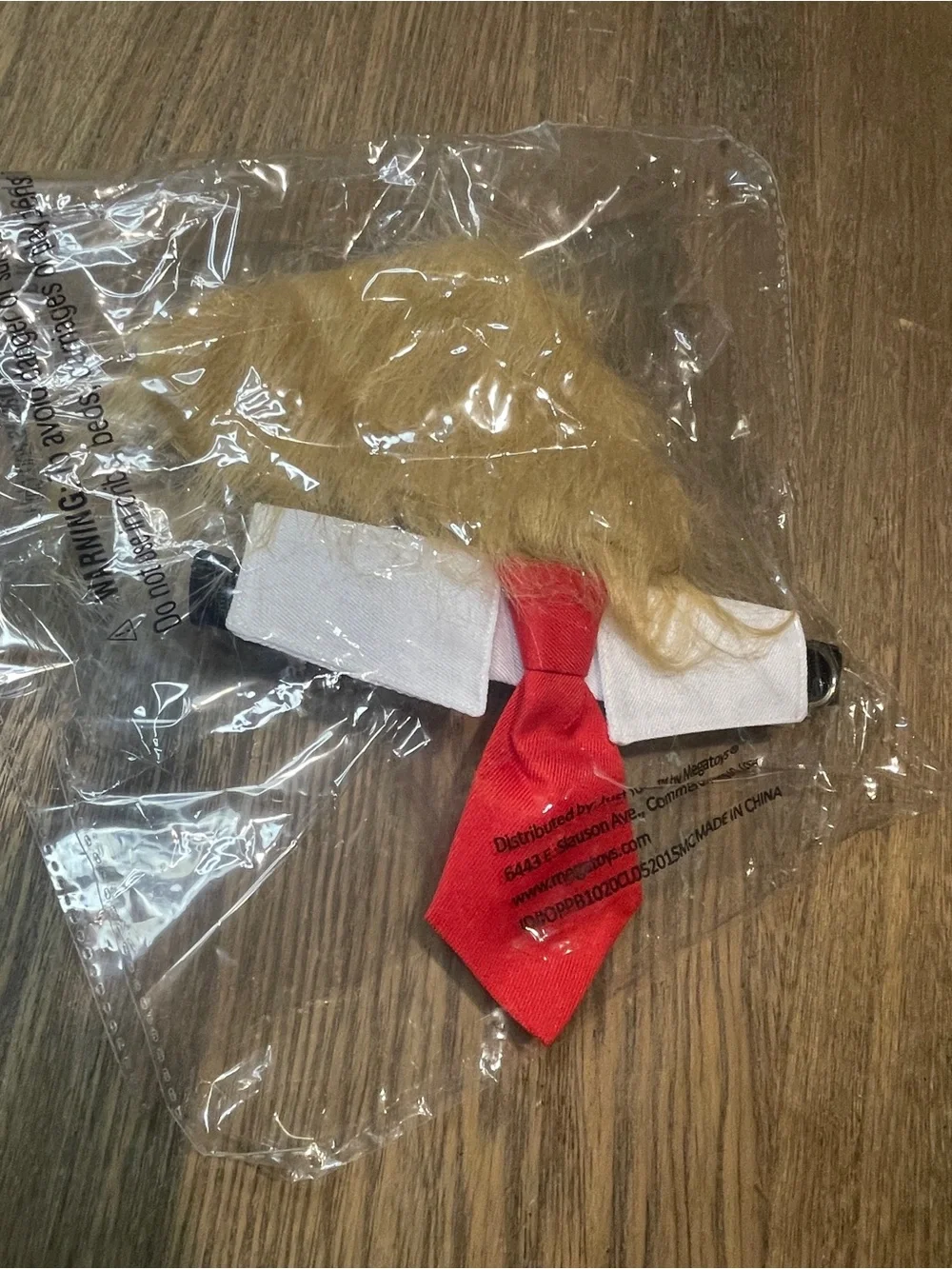 Trump Pet Costume, Wig and Tie, Size Small/Medium